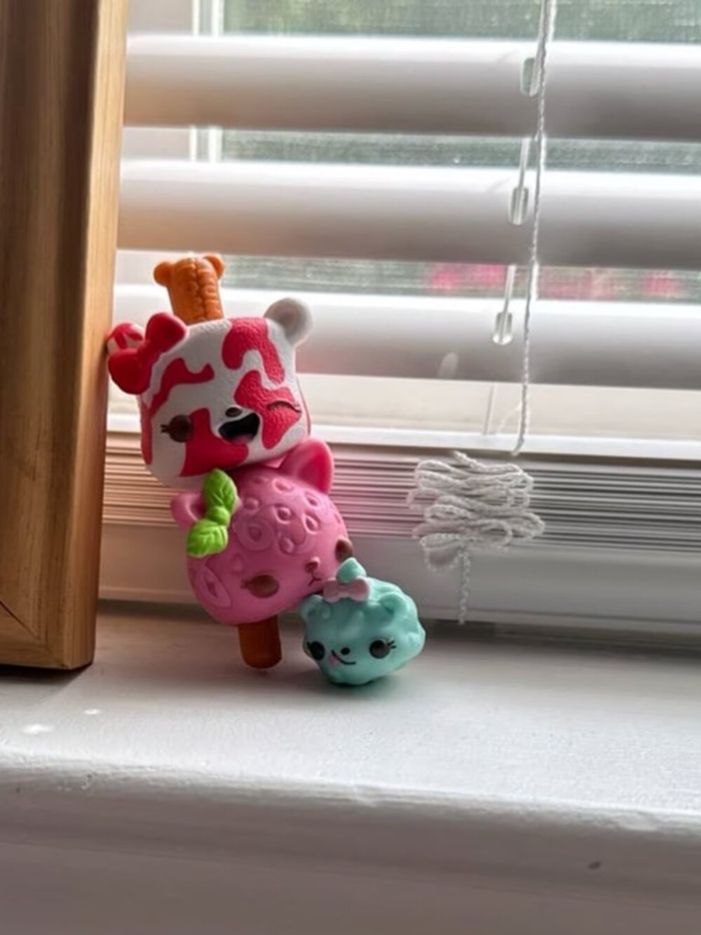 Num Noms Fruit Skewers Snackable Dippers